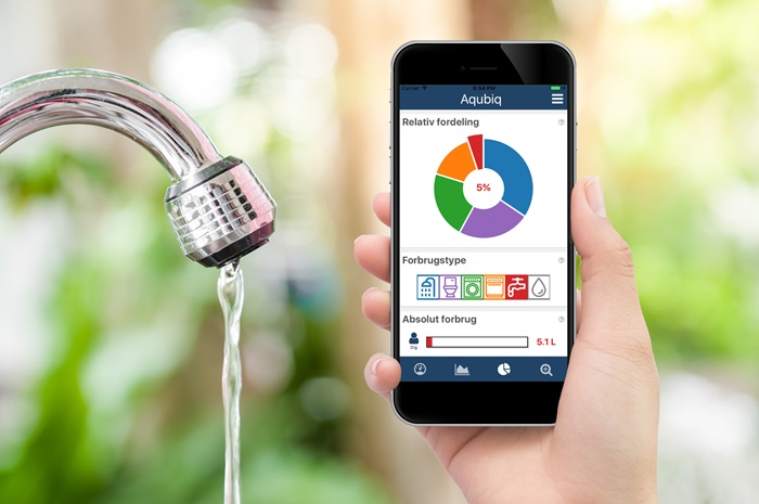 I Aqubiqs app kan brugeren følge med i forbruget og se, hvordan vandet bliver brugt i husstanden.